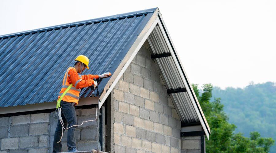 Professional residential roofers in Arapahoe, NE